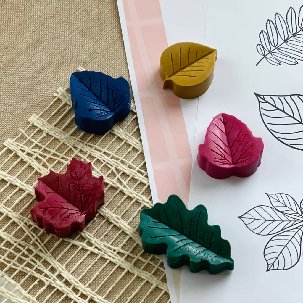 fall leaf themed crayons for kids