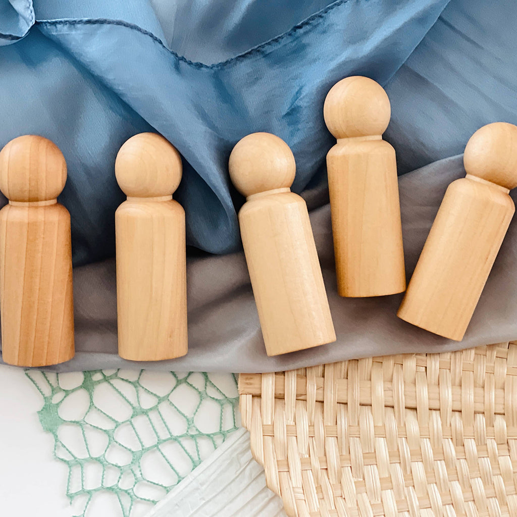 5 natural wooden Montessori peg dolls for open ended play