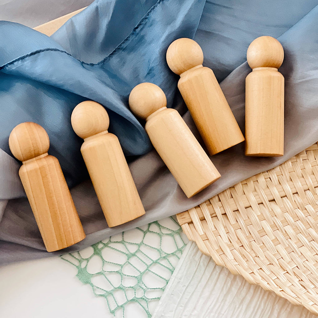 5 piece jumbo toddler safe wooden peg dolls